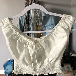Brandy Melville peasant off shoulder crop top
